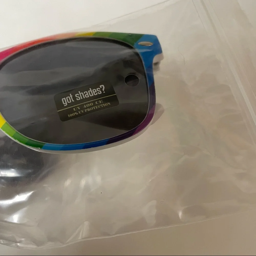 NEW Retro Style Womens Mens Unisex Sunglasses Rainbow Pride